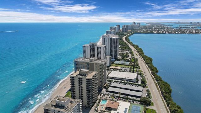 5280 N Ocean Drive 4d, Singer Island, FL 33404