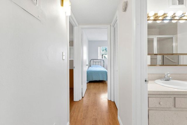 5300 Washington Street D206, Hollywood, FL 33021
