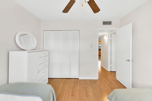 5300 Washington Street D206, Hollywood, FL 33021