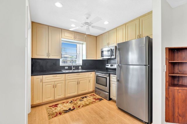 5300 Washington Street D206, Hollywood, FL 33021