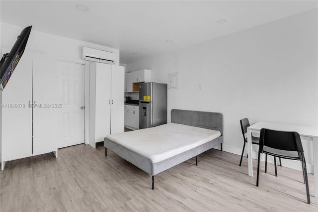 110 NW 9th Avenue 3, Miami, FL 33128