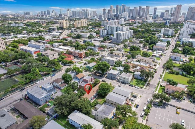 110 NW 9th Avenue 3, Miami, FL 33128