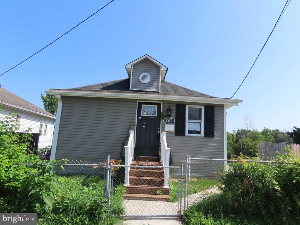 201 GLENRICH AVE, Wilmington, DE 19804