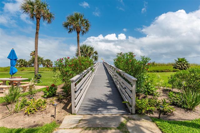 1401 E Beach Drive 809, Galveston, TX 77550