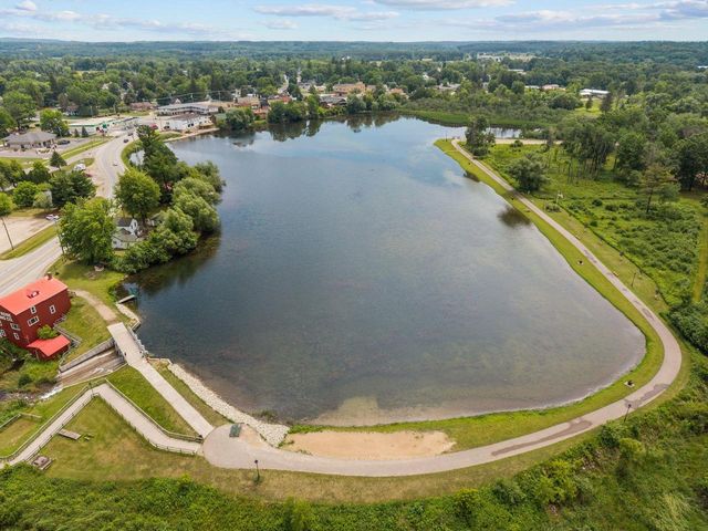 220 MAIN STREET, Wild Rose, WI 54984