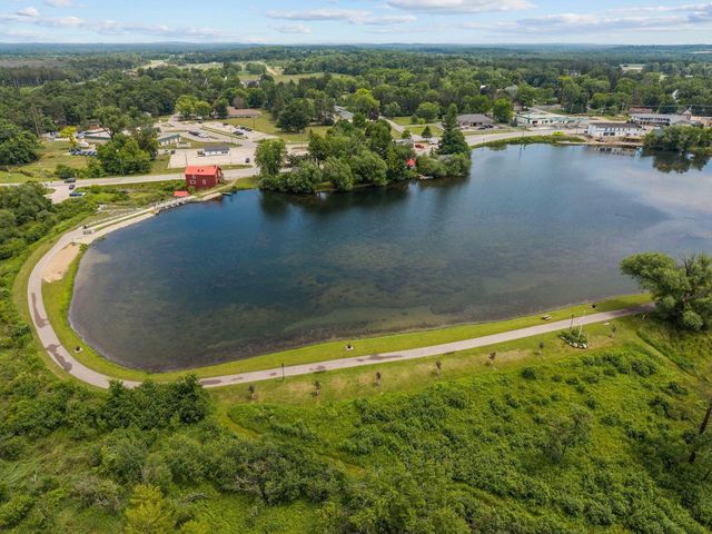 220 MAIN STREET, Wild Rose, WI 54984