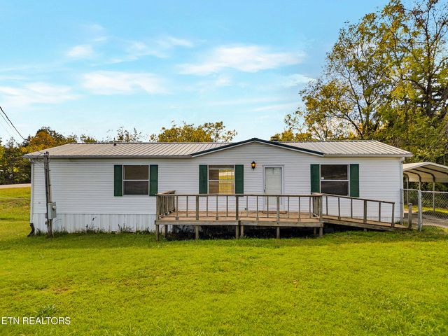 115 Queener St, Jacksboro, TN 37757