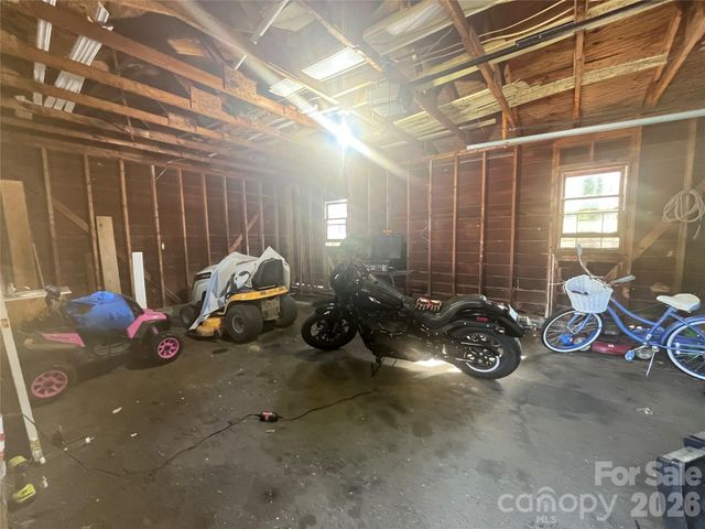 402 Easy Street, Concord, NC 28027