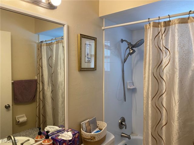 2522 SW 9th PL, Cape Coral, FL 33914