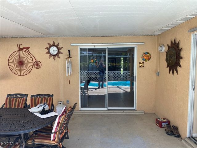 2522 SW 9th PL, Cape Coral, FL 33914