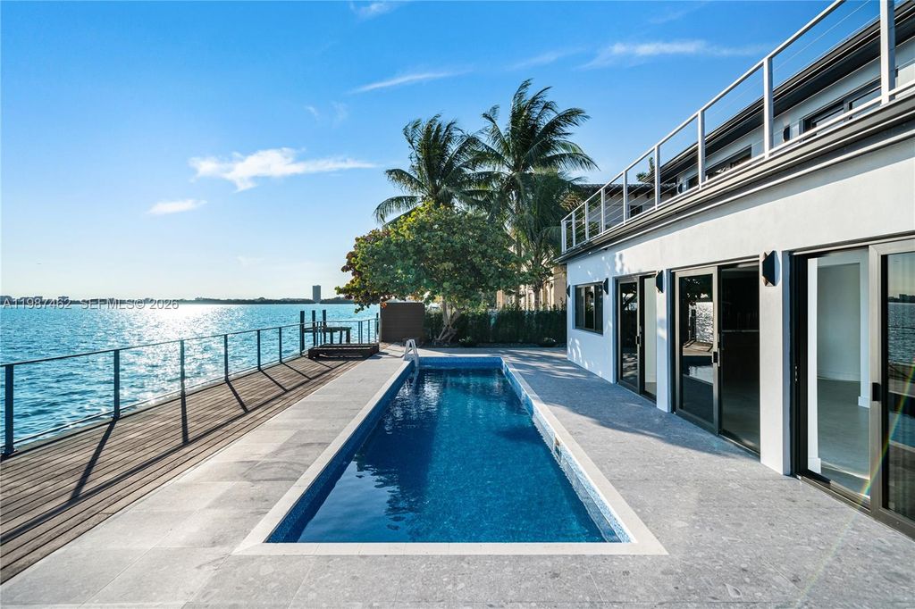 1351 Bay Ter 0, North Bay Village, FL 33141