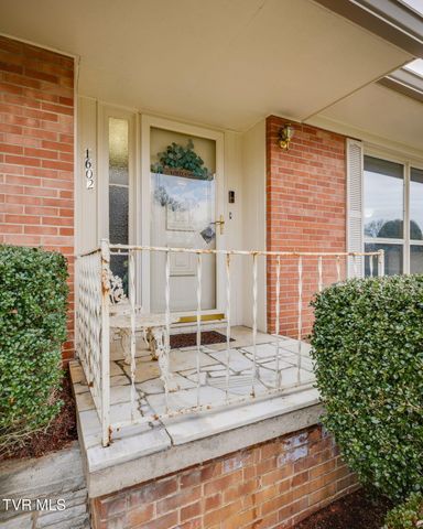 1602 Fairway Drive, Johnson City, TN 37601