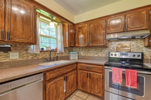 1900 Love Lane, Choctaw, OK 73020
