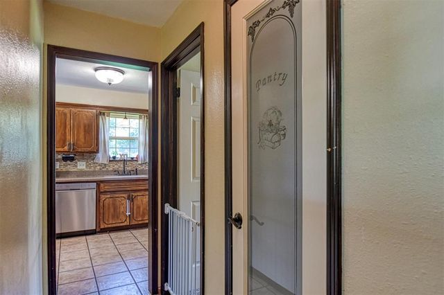 1900 Love Lane, Choctaw, OK 73020