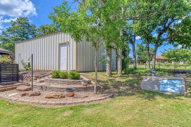 1900 Love Lane, Choctaw, OK 73020
