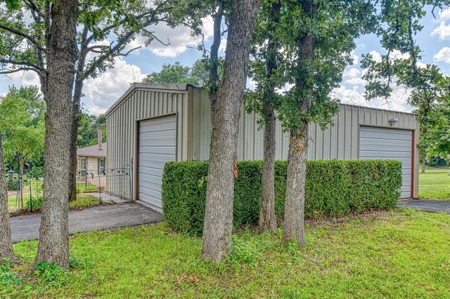 1900 Love Lane, Choctaw, OK 73020