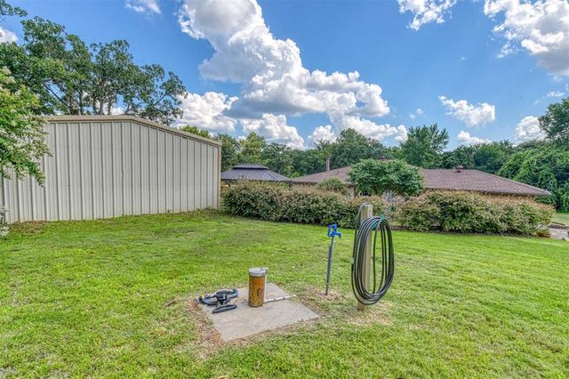 1900 Love Lane, Choctaw, OK 73020