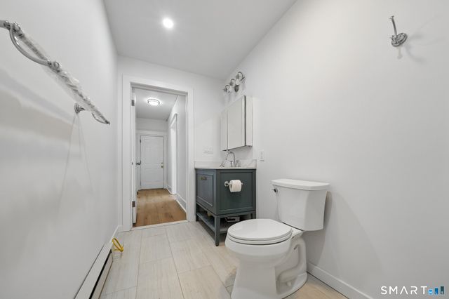 41 Southfield Avenue, Stamford, CT 06902