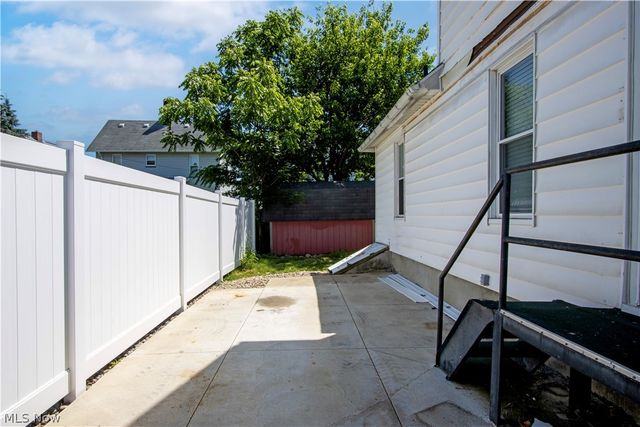 714 Pike Avenue SW, Massillon, OH 44647