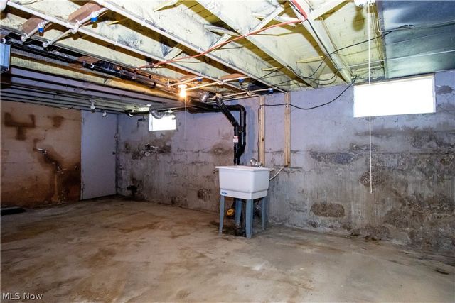 714 Pike Avenue SW, Massillon, OH 44647
