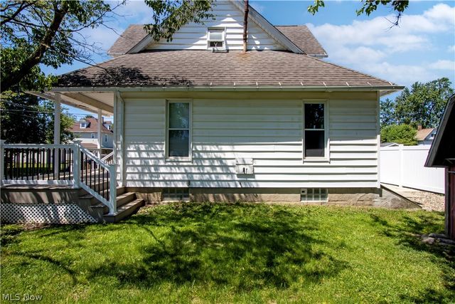 714 Pike Avenue SW, Massillon, OH 44647