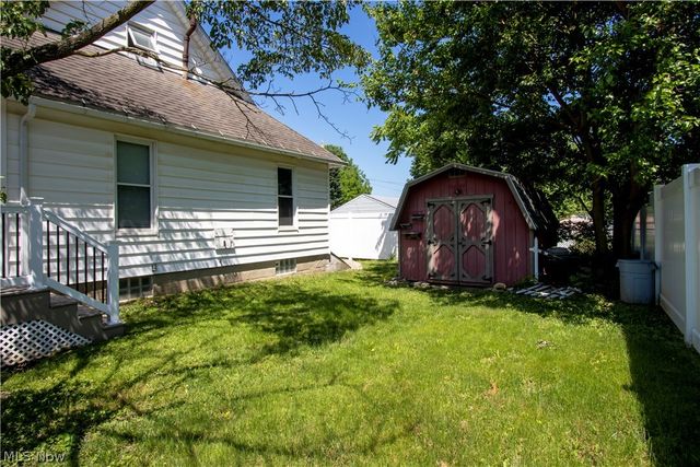 714 Pike Avenue SW, Massillon, OH 44647