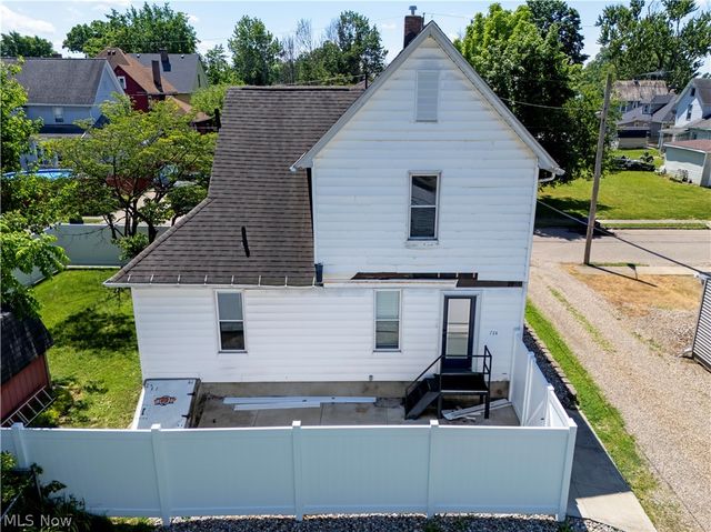714 Pike Avenue SW, Massillon, OH 44647