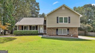 102 Spincast Court, Peachtree City, GA 30269