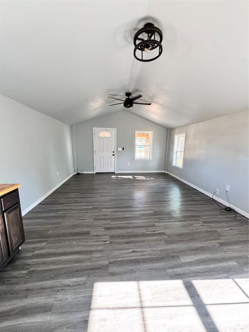 125 Torres Lane, Brownwood, TX 76801