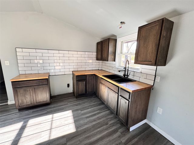 125 Torres Lane, Brownwood, TX 76801