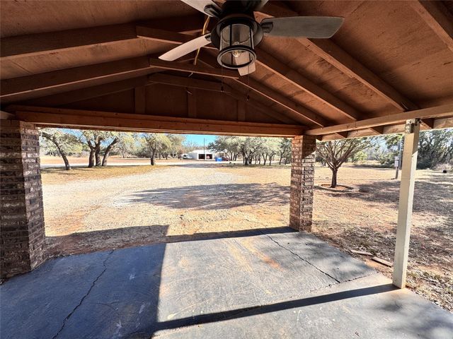 125 Torres Lane, Brownwood, TX 76801