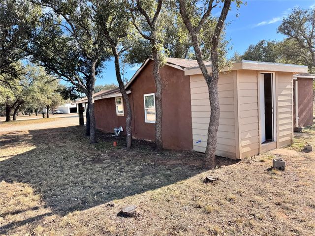 125 Torres Lane, Brownwood, TX 76801