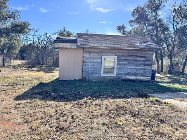 125 Torres Lane, Brownwood, TX 76801