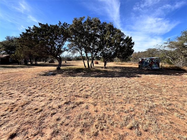 125 Torres Lane, Brownwood, TX 76801