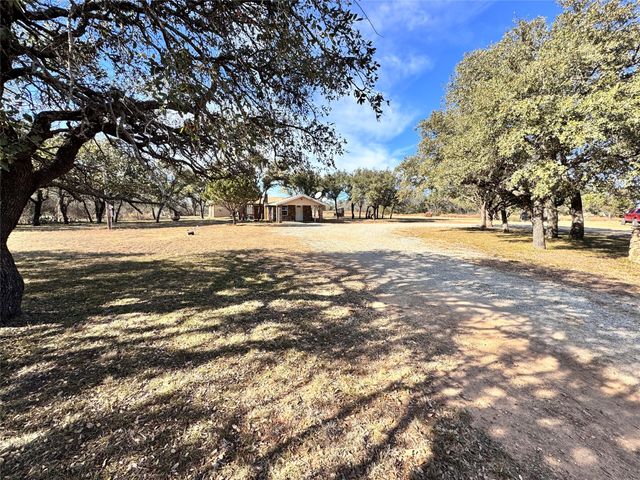 125 Torres Lane, Brownwood, TX 76801