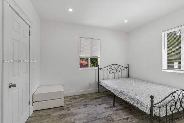 2275 NW 30th Street, Miami, FL 33142