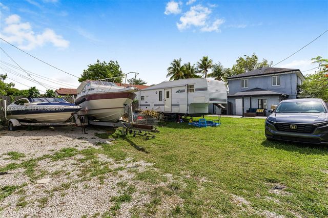 2275 NW 30th Street, Miami, FL 33142