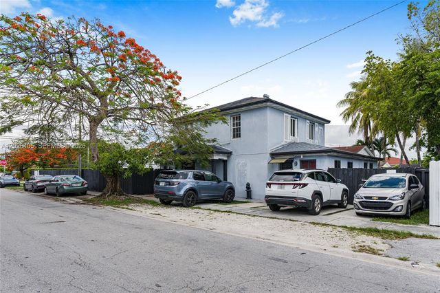 2275 NW 30th Street, Miami, FL 33142