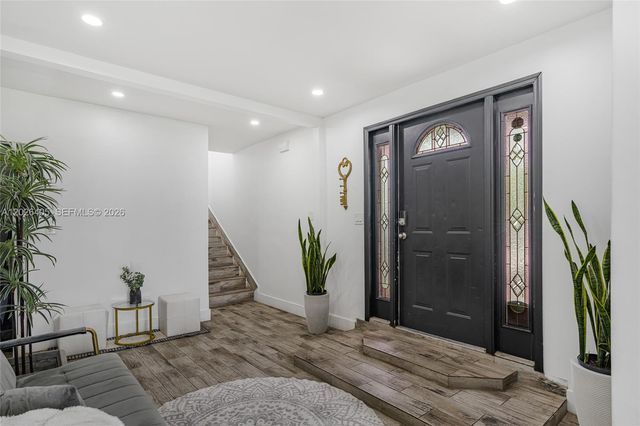 2275 NW 30th Street, Miami, FL 33142