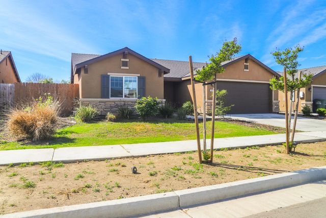 2035 W Chianti Way, Hanford, CA 93230