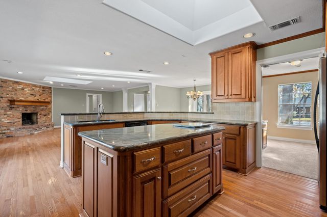 5021 Sugar Lake Road, Fort Worth, TX 76103