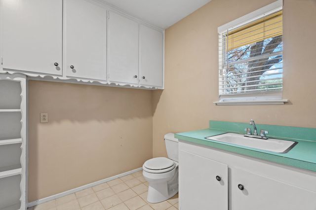 5021 Sugar Lake Road, Fort Worth, TX 76103