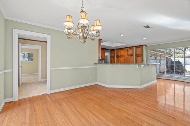 5021 Sugar Lake Road, Fort Worth, TX 76103