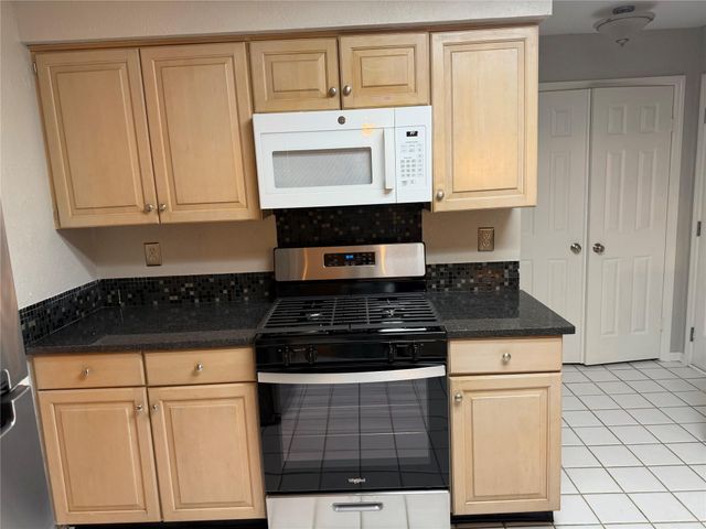 819 Fern Springs Court, Houston, TX 77062