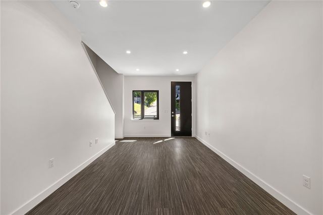 4824 Chatsworth Ave, Hazelwood, PA 15207