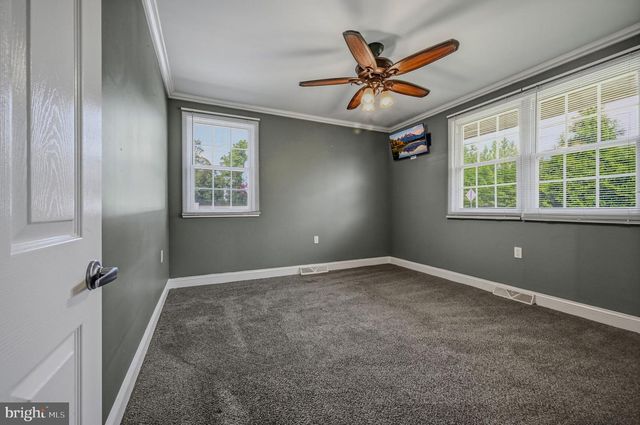 2030 PORTER RD, Bear, DE 19701