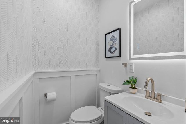 2619 TITAN ST, Philadelphia, PA 19146