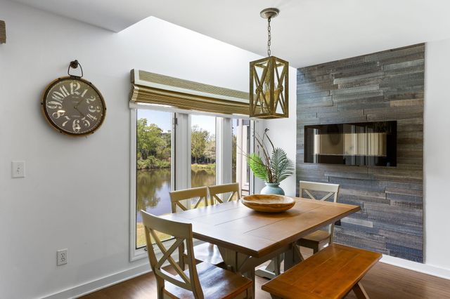 2464 Stono Watch Drive, Johns Island, SC 29455