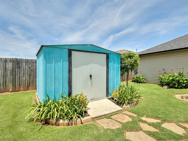 11800 NW 136th Terrace, Piedmont, OK 73078