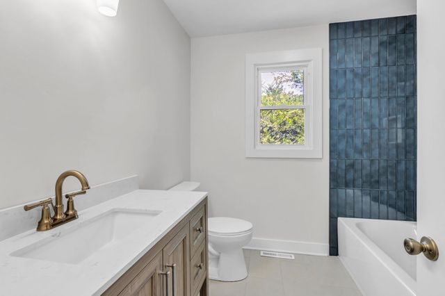 2673 Cotton Ct, Murfreesboro, TN 37129